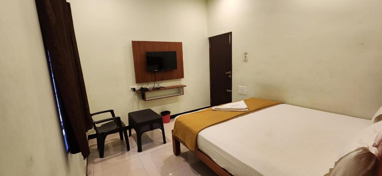Ponni Residency Thanjavur Exterior photo