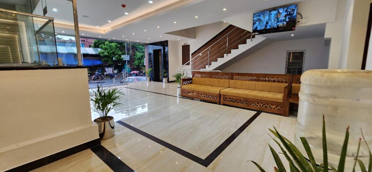 Ponni Residency Thanjavur Exterior photo